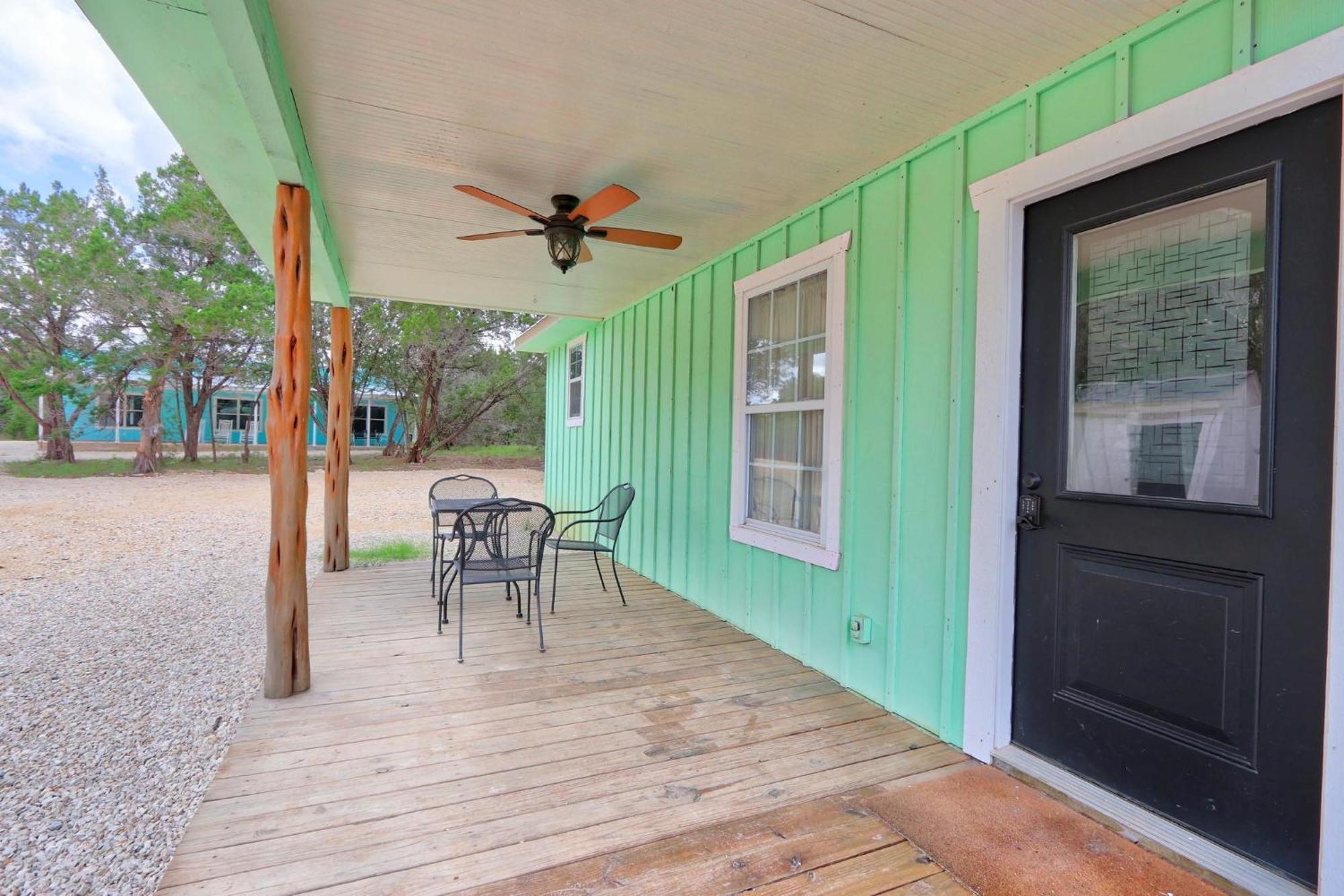 The Driftwoods - Green Cabin Exterior foto